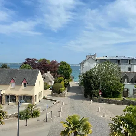 De La Cale Hotel 2*